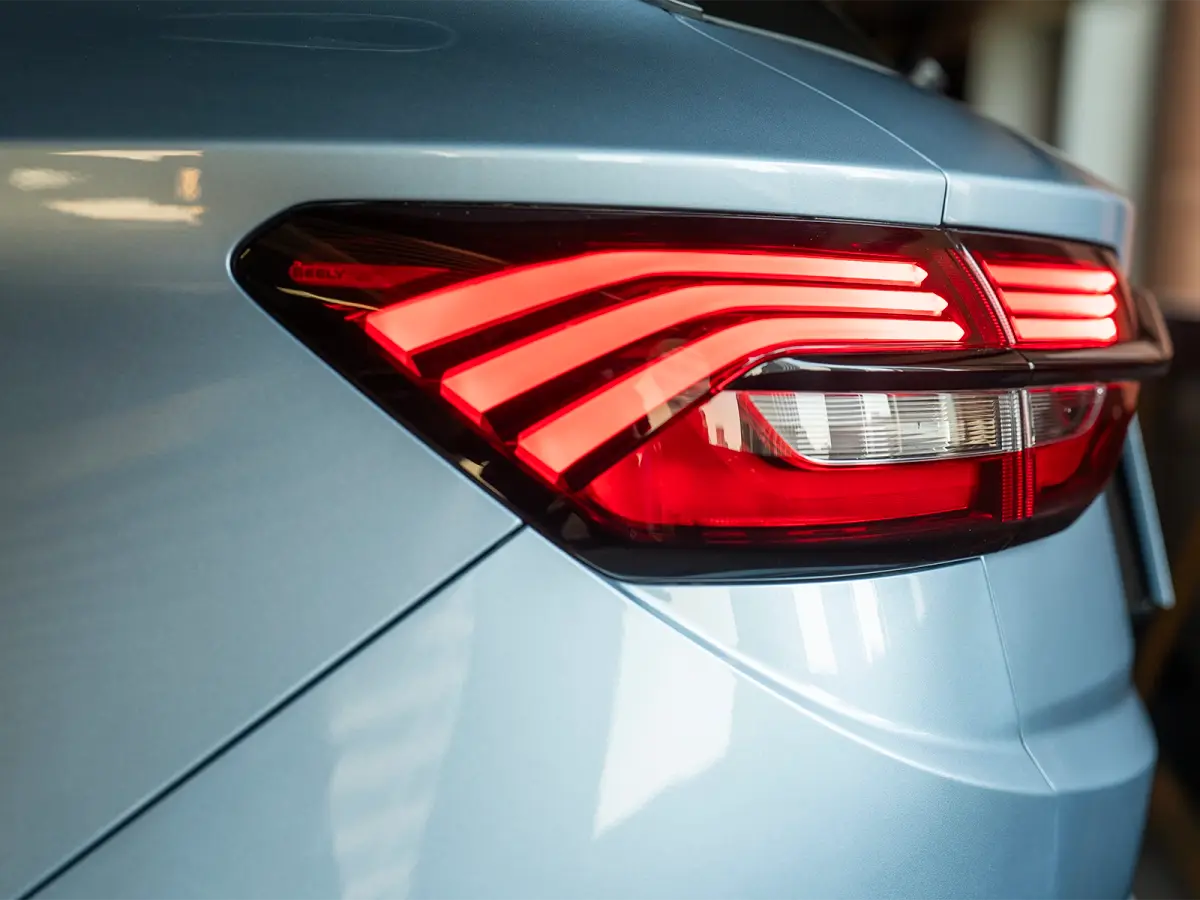 Geely Coolray Lite — Todo lo que hizo famoso al Coolray