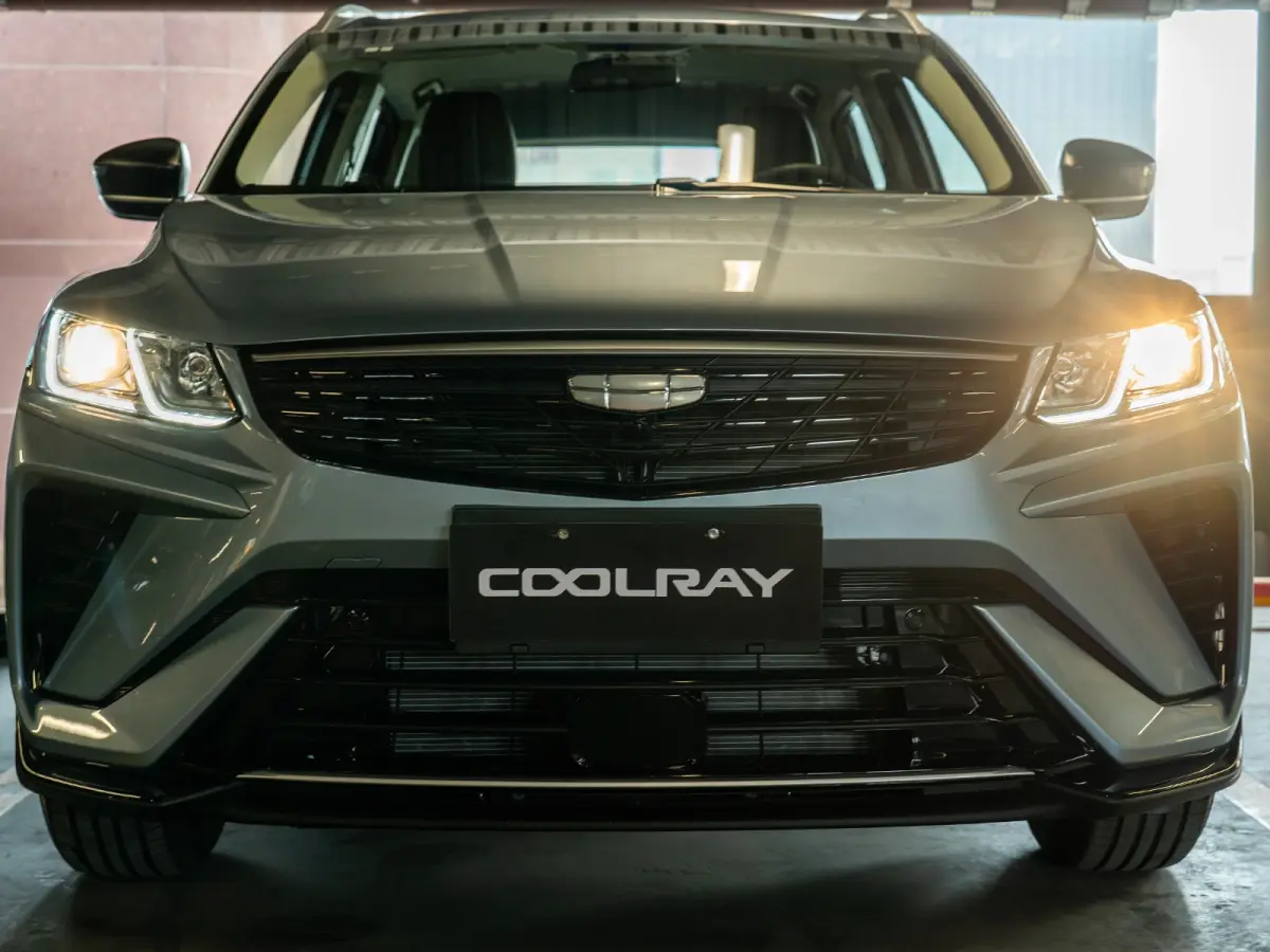 Coolray Lite: Faros de halógeno
