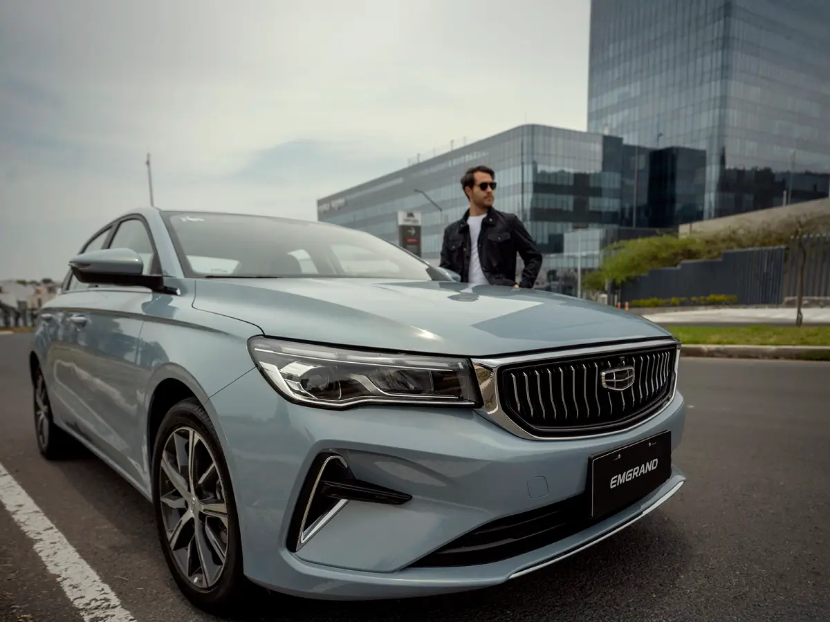 Geely Emgrand 2026, fotografía oficial 7