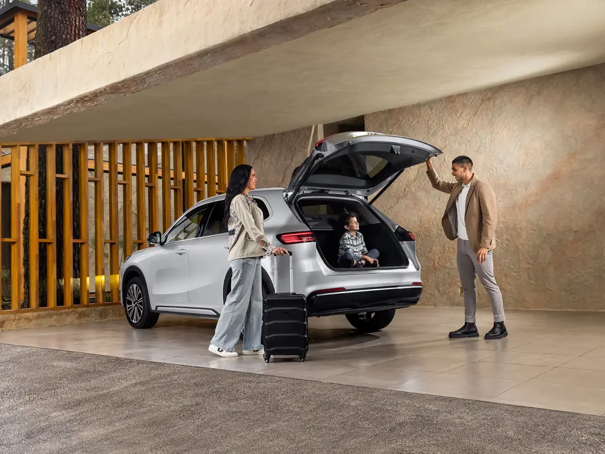 Geely EX5 EM-i 2026, fotografía oficial 9